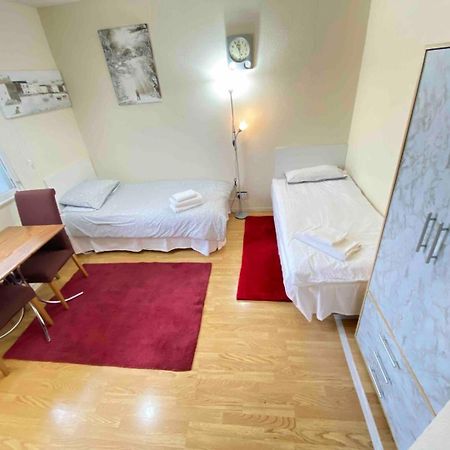 Single Room - Kings Cross, Female Only,, Guest Rooms 伦敦 外观 照片