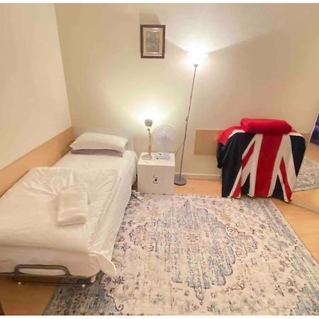 Single Room - Kings Cross, Female Only,, Guest Rooms 伦敦 外观 照片